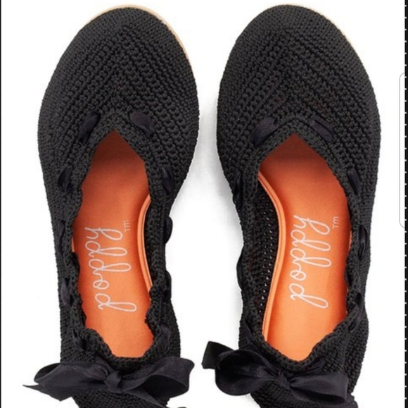 Poppy Shoes - Poppy Flats Scallop Delyte